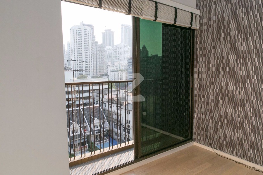 Noble refine condo for sale in Bangkok, Walk to BTS Phrom Phong, 1 bedrooms 51.12 sq.m.