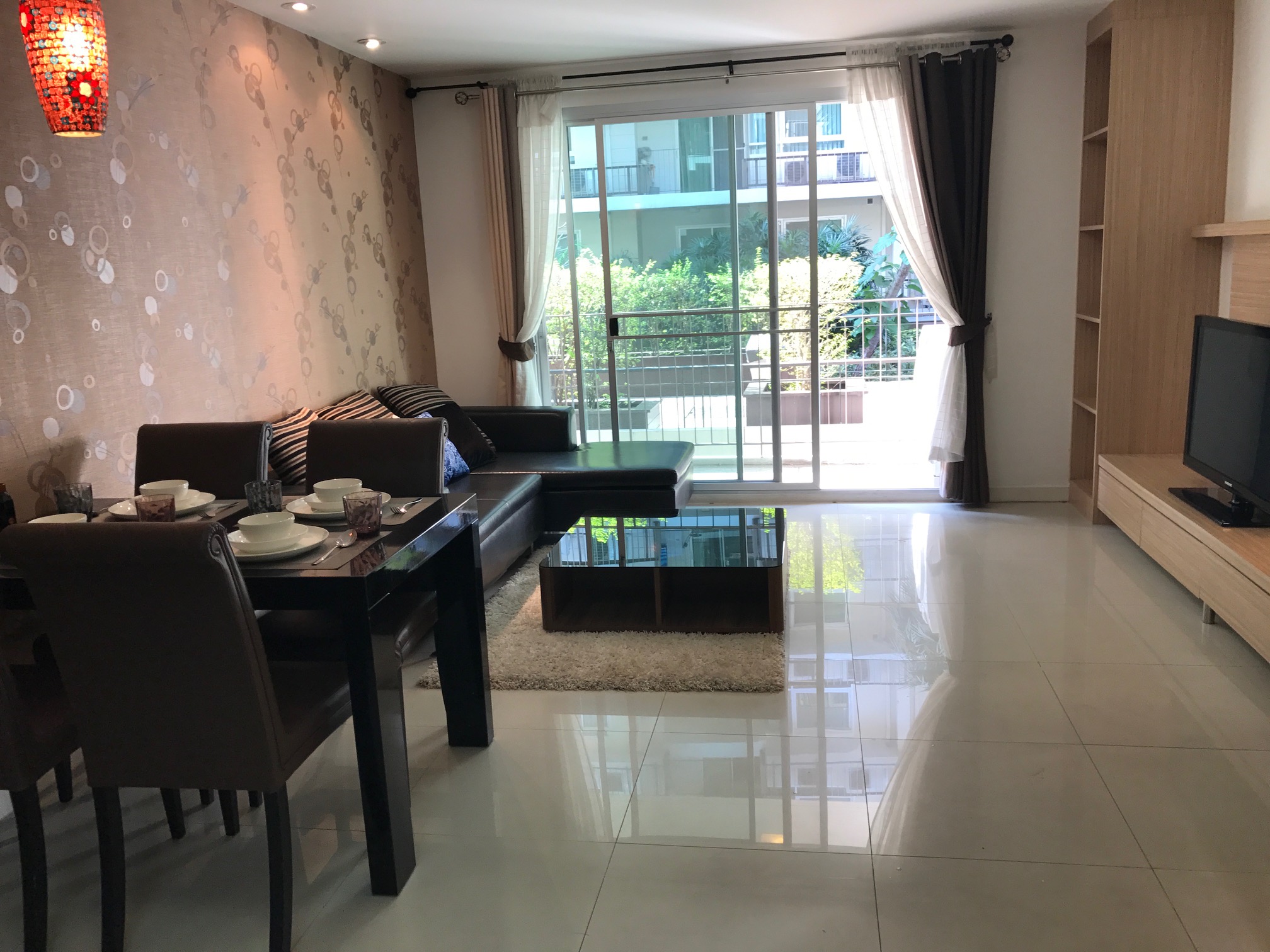 The Clover Thonglor 18 condo for rent/sale in Bangkok 2 bedrooms, 70.01 sq.m. Pool view, Near Thong lor BTS