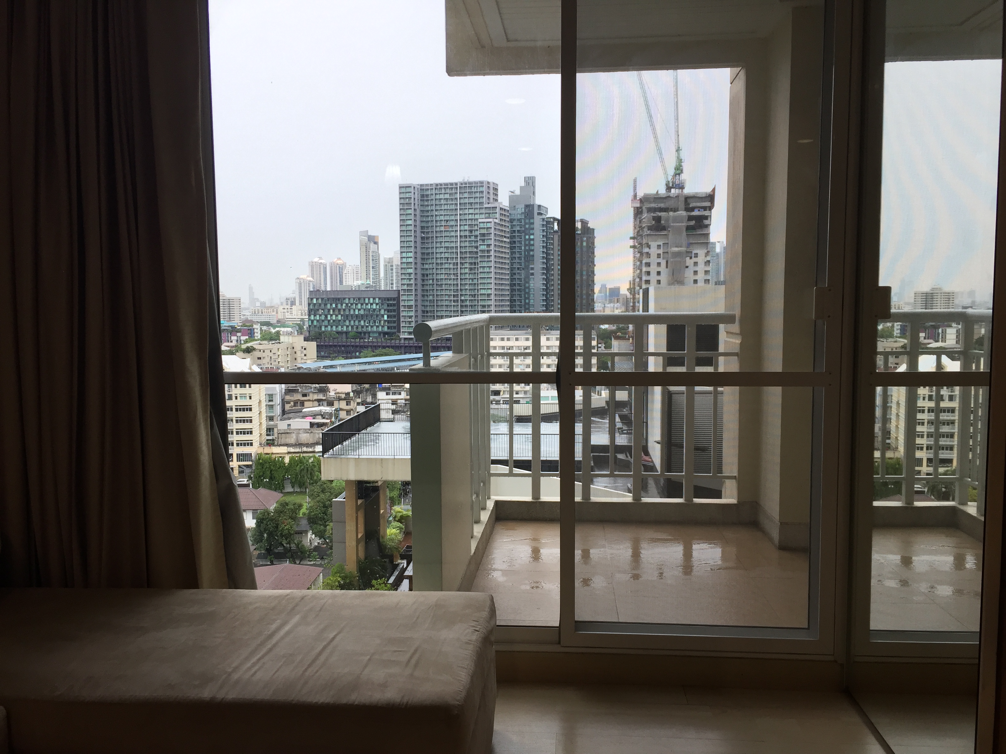 Condo for rent/sale in Sukhumvit 59, 2 bedroom 66.17 sq.m. Corner room, High floor and good view, Walk to Thong lor station.