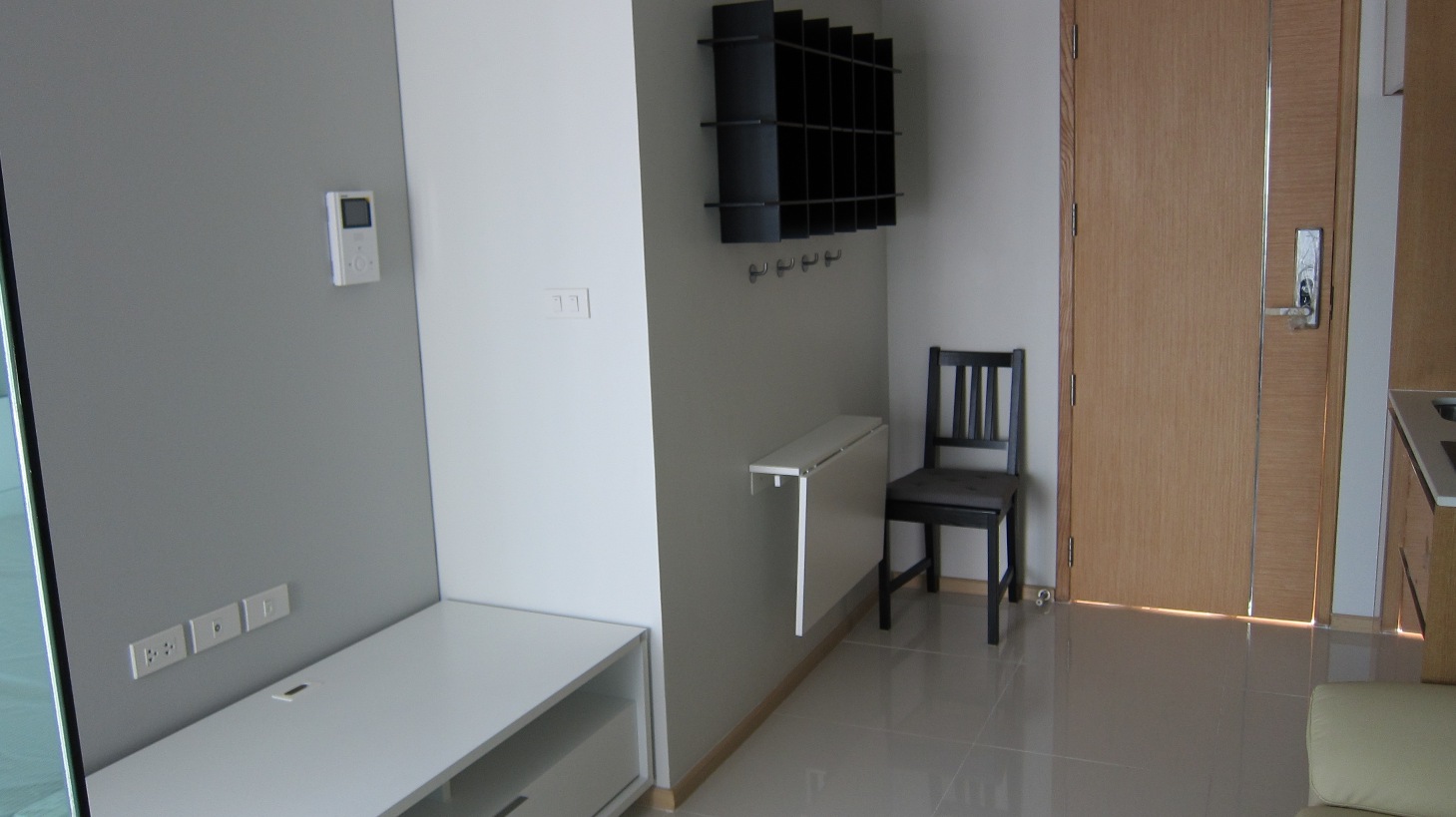 Sale with tenants 1 Bedroom 32 Sq.m. Near Ploenchit BTS.