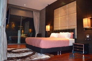 Luxurious condo for rent in Sukhumvit 39, 4 bedrooms 480 Sq.m