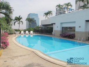 Condo for rent in Sukumvit 11, 2 bedroom 118 sqm. Near Nana BTS.