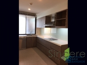 Sukhumvit 31 - 3BR 254 sqm. with large balcony for Sale.