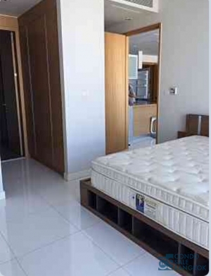 Sell with Tenants at Millennium Sukhumvit 20, 1  bedroom 67  sq.m. high floor.