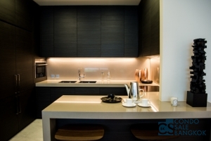 Luxury condo for sale, Saladaeng one at Rama IV Road, 2 bedrooms 111 sqm. walk to Lumphini.