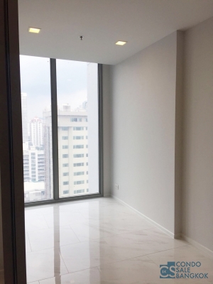 Condo for sale HYDE Sukhumvit 11, 1 bedroom 35 sqm. walk to Nana BTS.