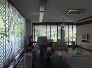 Condo for sale at Chidlom, Close to BTS, 1 bedroom 58 sq.m. Only 10 minutes walk to BTS.