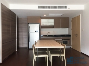 Sell with Tenants at Sukhumvit 42, 2 bedroom 87.71 sqm. Corner room, only 5 minutes walk to Ekkamai BTS.