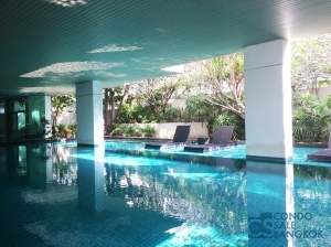 Sell with Tenants at Sukhumvit 42, 2 bedroom 87.71 sqm. Corner room, only 5 minutes walk to Ekkamai BTS.