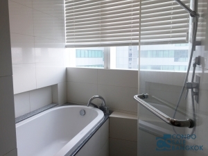 Best location for sale at Sukhumvit 16. Corner room very nice view, 3 bedrooms 193 sq.m. Close to Asoke BTS