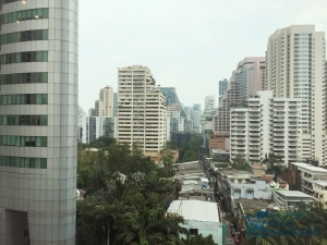 Best location for sale at Sukhumvit 16. Corner room very nice view, 3 bedrooms 193 sq.m. Close to Asoke BTS