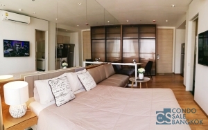 Condo for rent at Sukhumvit 24, 1 bedroom 28.5 sq.m. Walking distance to Phrom Phong BTS.