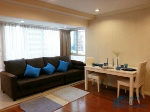 Condo for rent at Asoke, 2 Bedrooms 100 Sq.m. Include Big Bacony 40 Sq.M. Beautiful City View, Walking distance to BTS and MRT interchange.