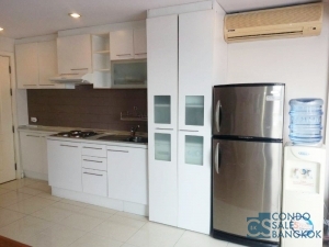 Condo for rent at Asoke, 2 Bedrooms 100 Sq.m. Include Big Bacony 40 Sq.M. Beautiful City View, Walking distance to BTS and MRT interchange.