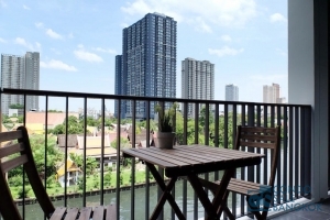 Sell with Tenants at Phra Khanong with riverview, 2 bedrooms 65 sqm.