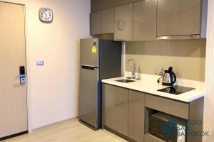 Condo for rent/sell at Asoke-Rama 9, 1 bed 30 sqm. Only 5 minutes walk to Rama 9 MRT.