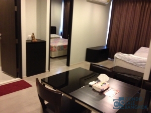 Condo for sale at Sukhumvit 44/1, 2 bedrooms 50.7 sqm. Just a few steps to Phra Khanong BTS.