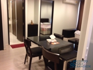 Condo for sale at Sukhumvit 44/1, 2 bedrooms 50.7 sqm. Just a few steps to Phra Khanong BTS.