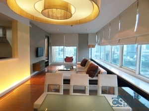 The best location for sale at Sukhumvit 24 in CBD zone, 3 bedrooms 141.64 sq.m. Only 3 minutes walk to Prompong BTS.