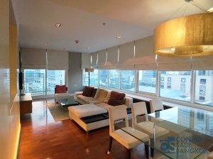 The best location for sale at Sukhumvit 24 in CBD zone, 3 bedrooms 141.64 sq.m. Only 3 minutes walk to Prompong BTS.