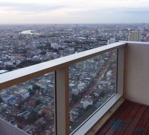 Condo for sale/rent Chao Phraya River view at Charoennakorn, 2 bathrooms 110 sqm.