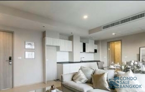 Ffor rent at Thonglor, 2 Beds 2 Baths 80 sqm. Walking distance to BTS.