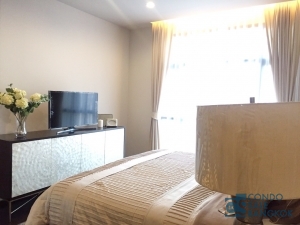 Luxury condo for rent, 1 BR 35 sqm. Close BTS Phrom Phong.