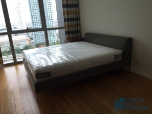 The River for sale with tenant, Chao Phraya river view, 2 bathrooms 110 sqm.