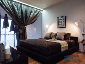 The Emporio Place at Sukhumvit 24 condo for sale, Duplex style 1 bedroom 76.5 Sq.m. Close to Promphong BTS.