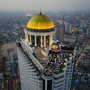 Condo for Sale at Silom, 2 bedrooms 135 Sq.m.,High floor on 41st Floors, River view, Close to BTS Surasak.
