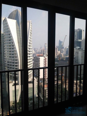 For Sale Ashton Asoke, 2 Bedrooms 46.50 sq.m. Just a few steps away MRT Sukhumvit.