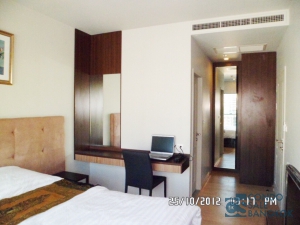 Noble refine condo for rent, 2 Bedroom 71.5 sqm. Only 5 minutes walk to BTS Phrom Phong.