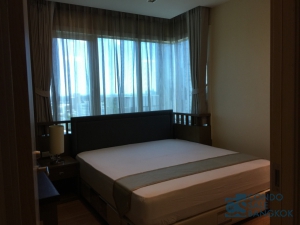Condo for Rent!! Siri at Sukhumvit 3 Bedrooms, 100 Sq.m. with high floor.
