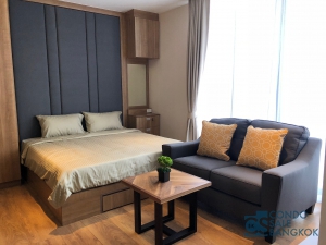 Park 24 for rent with high floor, 1 BR 35 Sqm. Close to BTS Phrom Phong. There is a shuttle van service.