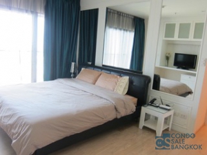 Noble Remix for rent, 2 Bedrooms 82.17 sqm. Sky-walk to BTS Thonglor