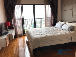 Condo for Sale/Rent at Noble Reveal Sukhumvit 63, 1 BR 51.20 sqm. Just a few steps to BTS Ekamai.