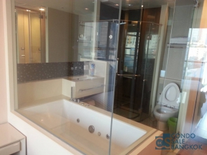 THE ADDRESS ASOKE condo for rent, Fully furnished one bedroom 45 Sq.m. Close to Airport Link and MRT Petchaburi