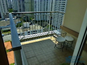 Condo for Rent in Sukhumvit 24, 2 Bedrooms 80 sq.m. Walk to BTS Prompong.