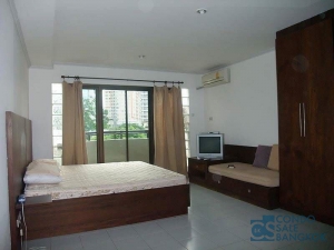 Condo for Sale at Sukhumvit 26,  1 Bedroom 35 sq.m. Close to BTS Prompong.