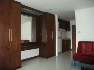 Condo for Sale at Sukhumvit 26,  1 Bedroom 35 sq.m. Close to BTS Prompong.