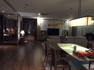 Condo for SALE, at Sukhumvit 59, 3 bedrooms 4 bathrooms 295 sqm. Close to BTS Thonglor.