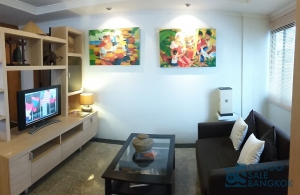 Condo for sale, at Sukhumvit 11, 2 bedrooms 77 sqm. Close to BTS Nana.