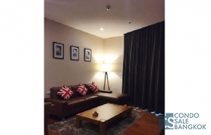 Condo for rent at Sukhumvit 24, 1 BR 69 Sqm. Close to BTS Prompong.