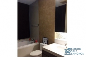 Condo for rent at Sukhumvit 24, 1 BR 69 Sqm. Close to BTS Prompong.