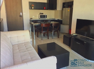 Rhythm Sukhumvit 44/1 condo for sale/rent, 2 bedrooms 1 bathrooms 52 Sqm. <br />
Just a few steps to BTS Phra Khanong.