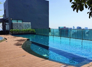 Rhythm Sukhumvit 44/1 condo for sale/rent, 2 bedrooms 1 bathrooms 52 Sqm. <br />
Just a few steps to BTS Phra Khanong.