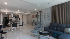 Fullerton Sukhumvit condo for rent at Sukhumvit Road, 3 bedrooms 132 sqm. walk to Thonglor BTS and Ekamai BTS.