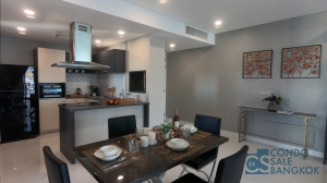 Fullerton Sukhumvit condo for rent at Sukhumvit Road, 3 bedrooms 132 sqm. walk to Thonglor BTS and Ekamai BTS.