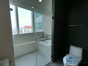 Condo for rent at Sukhumvit 16-22, 2 Bedrooms 2+1 Bathrooms 122.73 sq.m.