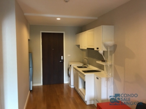 Condolette Dewell Sukhumvit 26 condo for rent, 1 Bedroom 35 sqm. Close to BTS Phrom Phong.